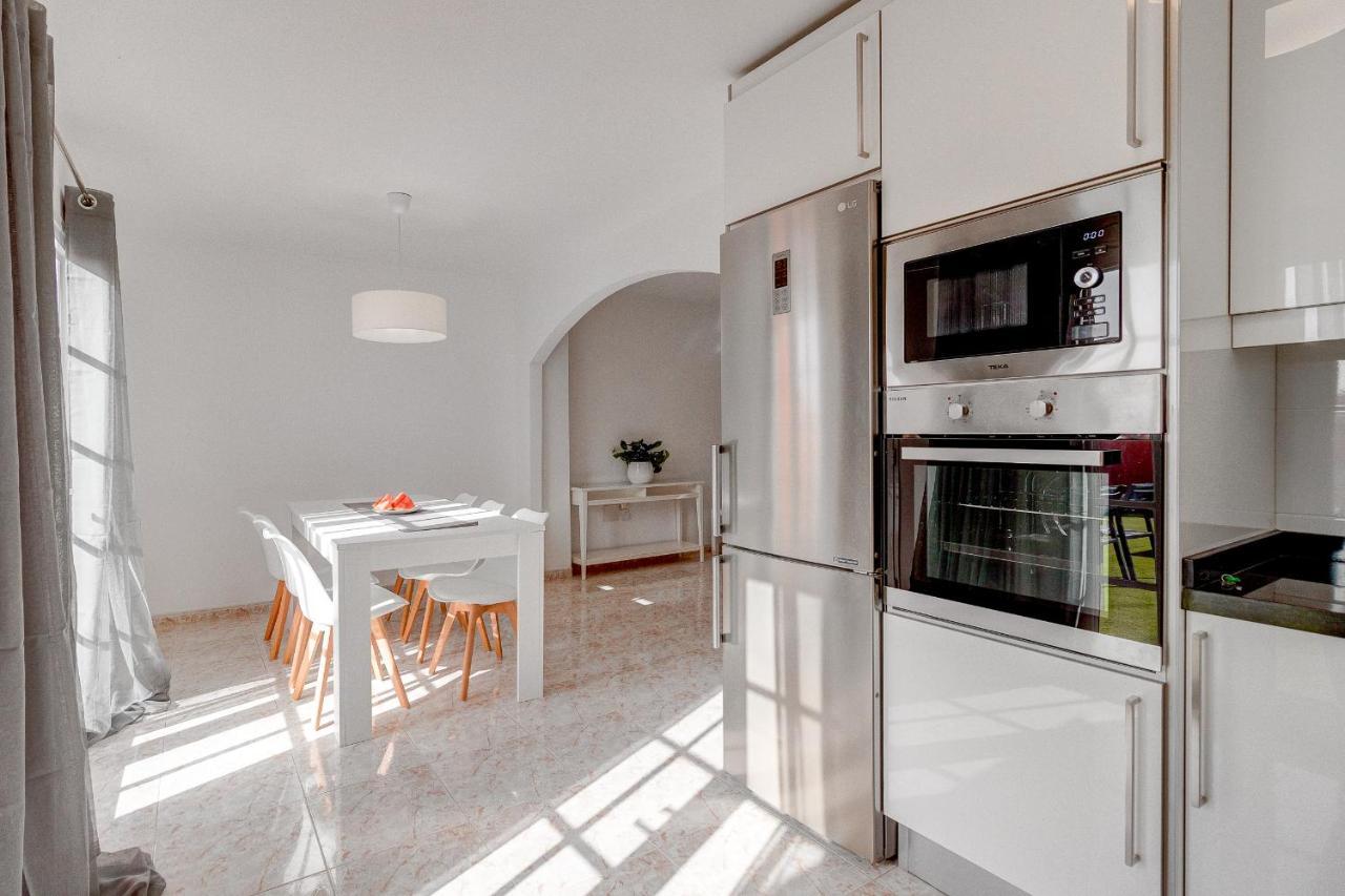 Bonita Casa Nina Con Jacuzzi By Paramount Holidays Playa de San Juan  Esterno foto