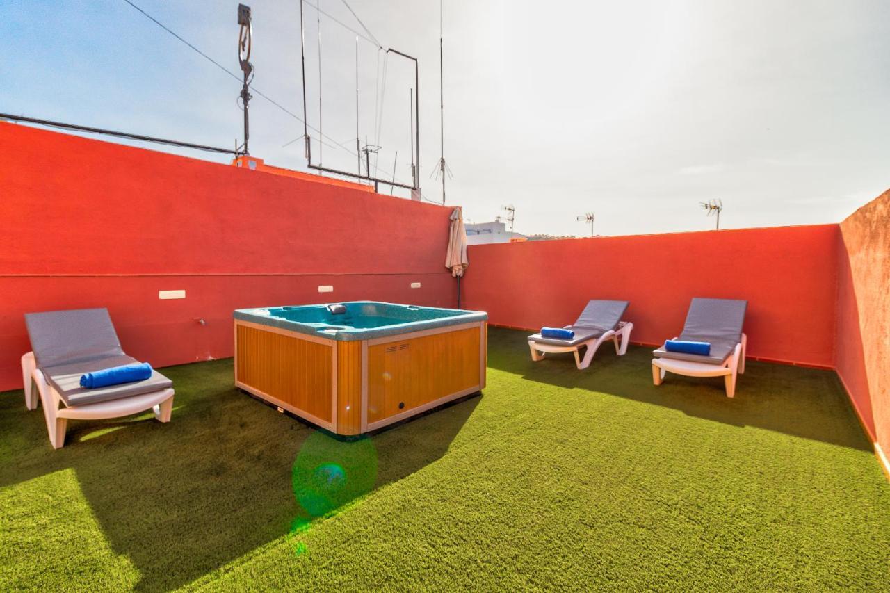 Bonita Casa Nina Con Jacuzzi By Paramount Holidays Playa de San Juan  Esterno foto