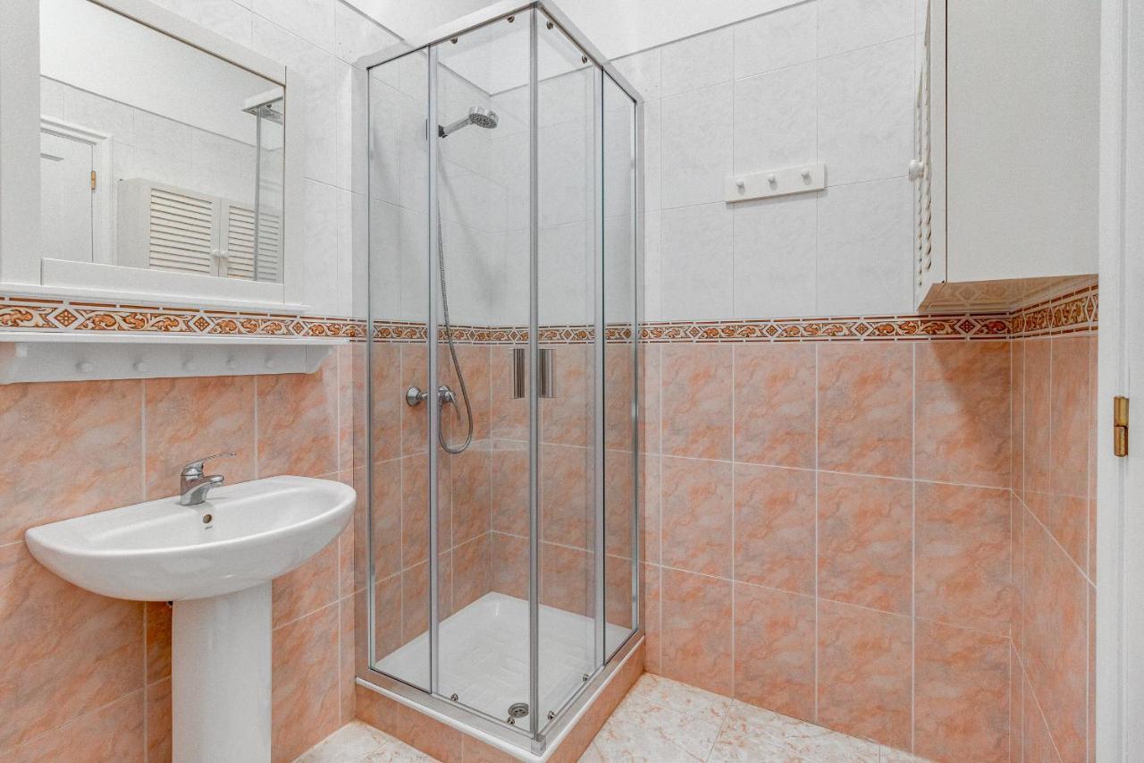 Bonita Casa Nina Con Jacuzzi By Paramount Holidays Playa de San Juan  Esterno foto