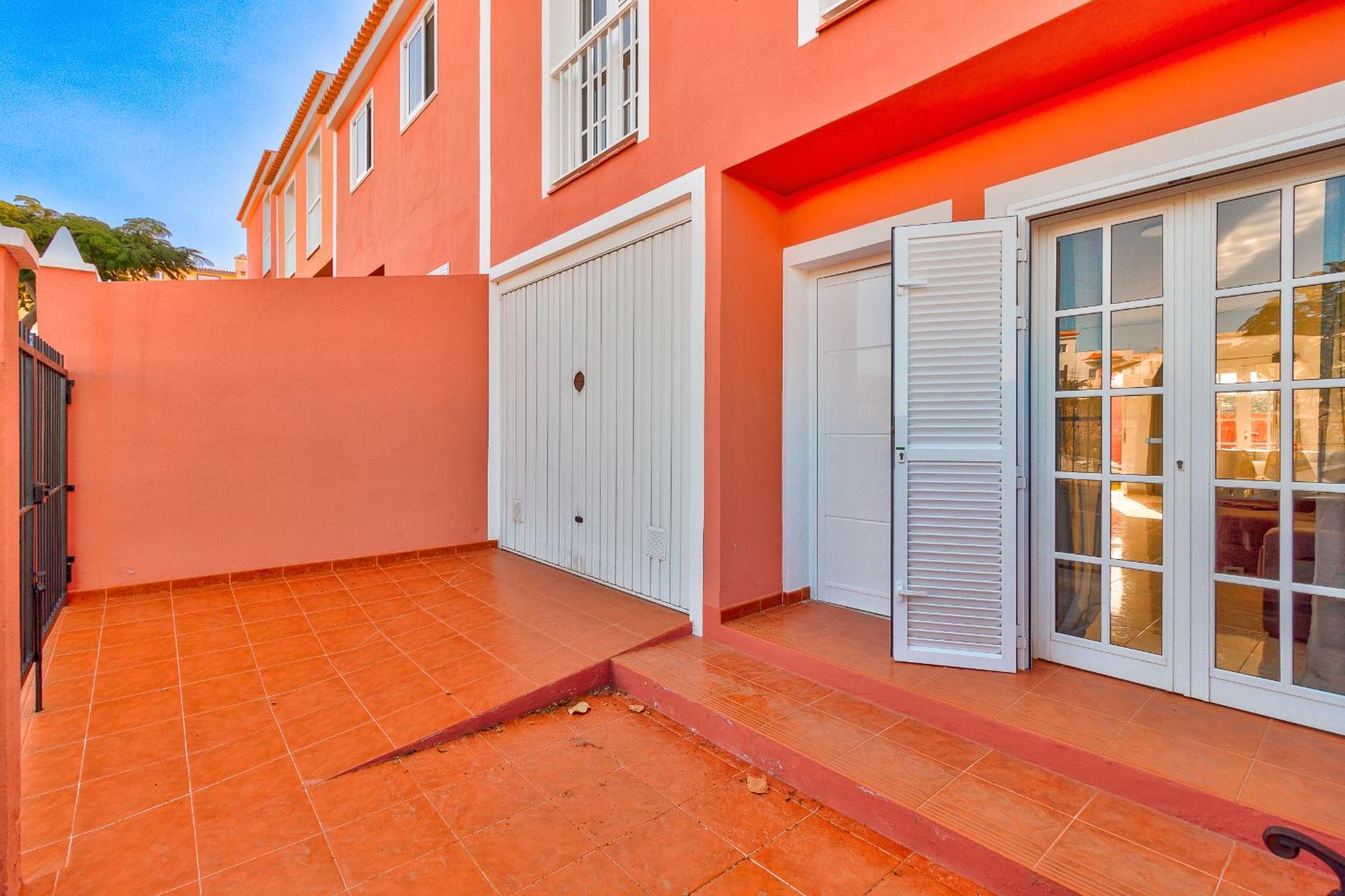 Bonita Casa Nina Con Jacuzzi By Paramount Holidays Playa de San Juan  Esterno foto