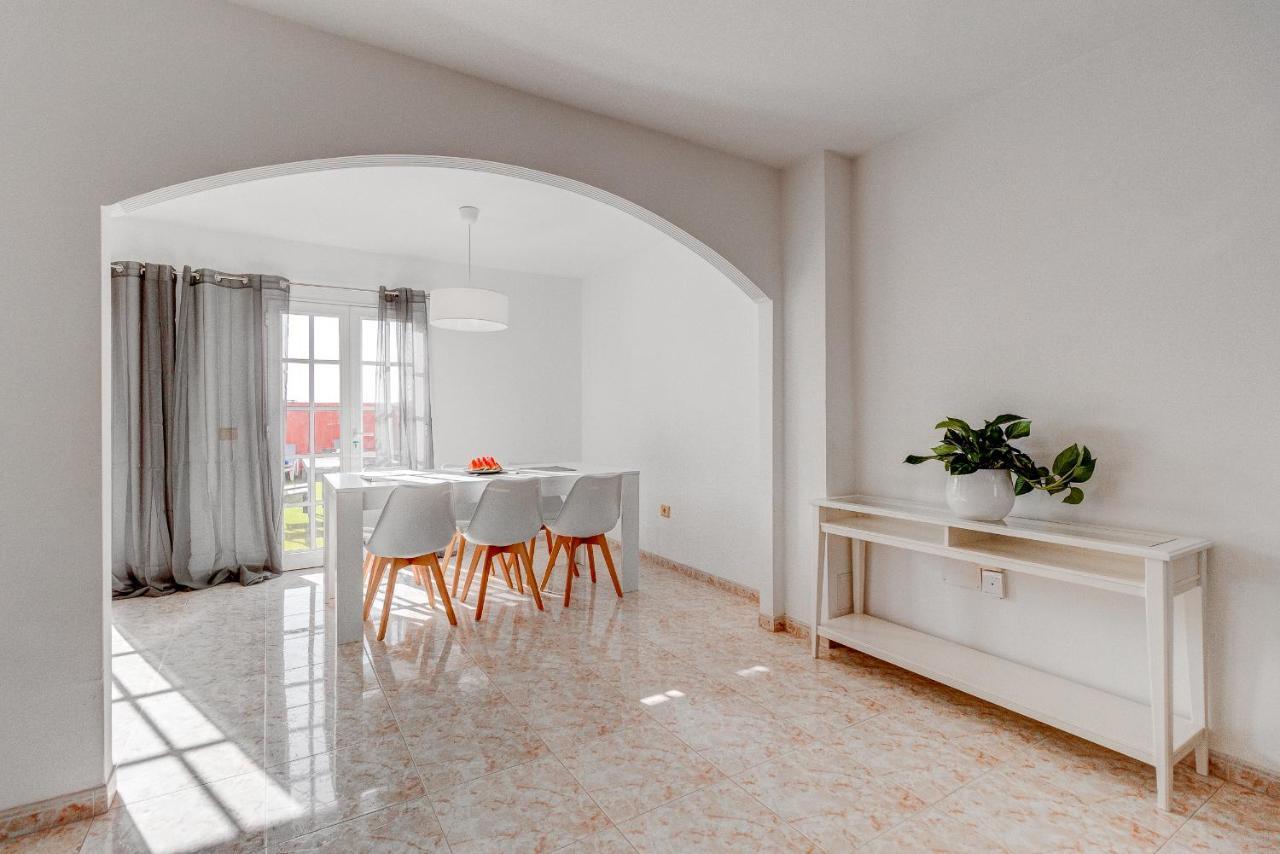 Bonita Casa Nina Con Jacuzzi By Paramount Holidays Playa de San Juan  Esterno foto
